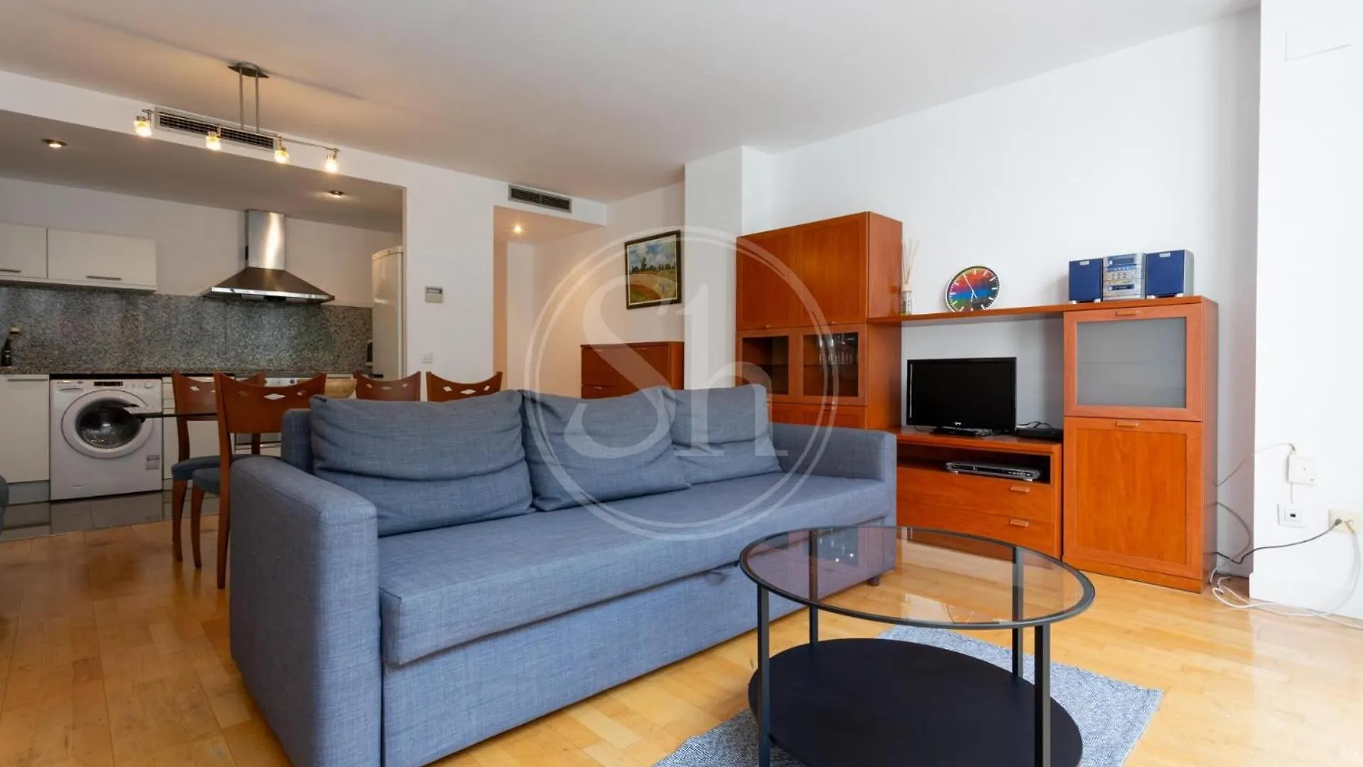 Comodo Apartamento En Rambla Cataluna Barcelona Lejlighed